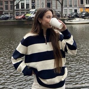 brandy melville navy & white quarter zip sweater